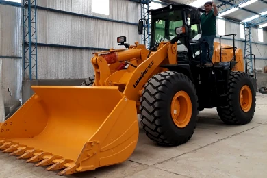 IMG-A0002 Pala mecánica Yenú S.A.